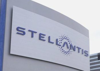 Stellantis ve Samsung SDI, 3,2 milyar dolara batarya fabrikası kuruyor