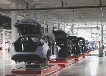 Tesla ABD’de kimi araçlarının fiyatlarını düşürdü