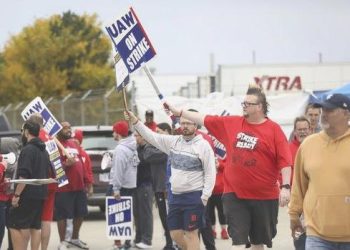 ABD’de otomotiv emekçilerinin grevinin maliyeti 10 milyar doları aştı