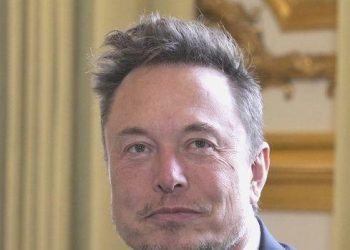 Elon Musk’tan yapay zeka için ‘varoluşsal risk’ uyarısı