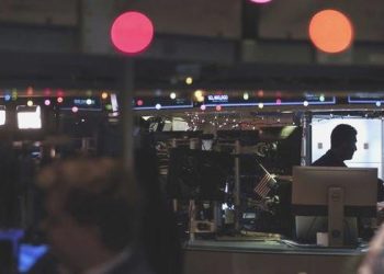 Getiri eğrisi enflasyon beklentilerinde azalmaya işaret ediyor