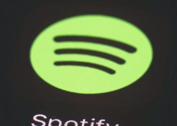 Spotify beş yılda sanatkarlara 1 milyar dolar kazandıracak