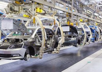 Kasımda en fazla ihracatı otomotiv endüstrisi gerçekleştirdi