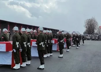 Pençe-Kilit Harekatı bölgesinde şehit olan 6 asker için Şırnak’ta tören düzenlendi