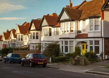 Türkler, konut yatırımında Londra pazarında ilk beşte