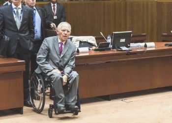 Alman maliyesinin sert ‘gardiyanı’ hayatını kaybetti