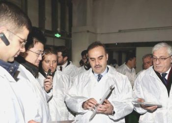 Bakan Kacır’dan Çin’de batarya yatırımları ziyareti