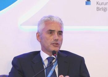 Sabancı/Dinçer: Türkiye’nin birinci önceliği enflasyon