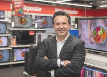 Tüketici elektroniği ciroda 3 haneli, adet bazında %20 büyüdü