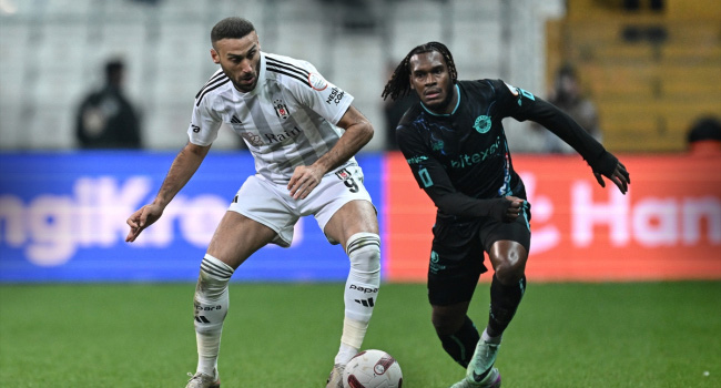 Beşiktaş evinde Adana Demirspor ile golsüz berabere kaldı