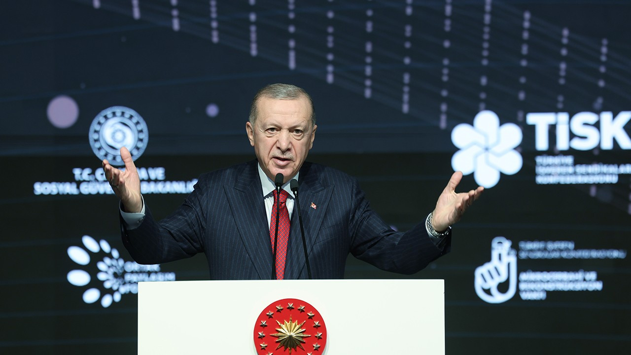 Erdoğan: Ekonomi yönetimine güvenimiz tamdır