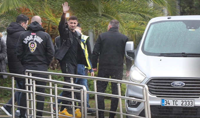 Fenerbahçe’de Balkan havası! Son isim Rade Krunic