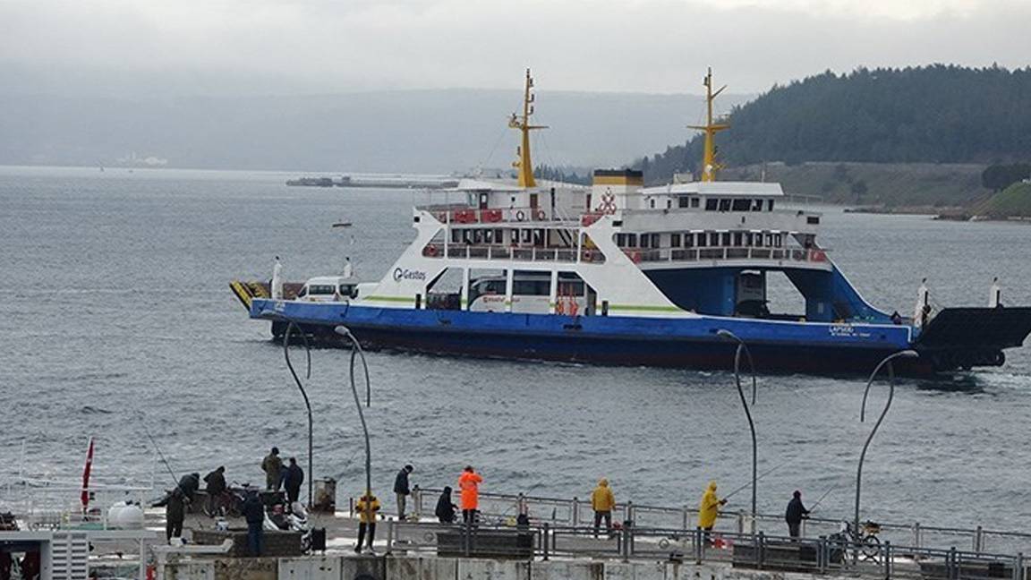 Güney Marmara’da feribot seferleri iptal edildi