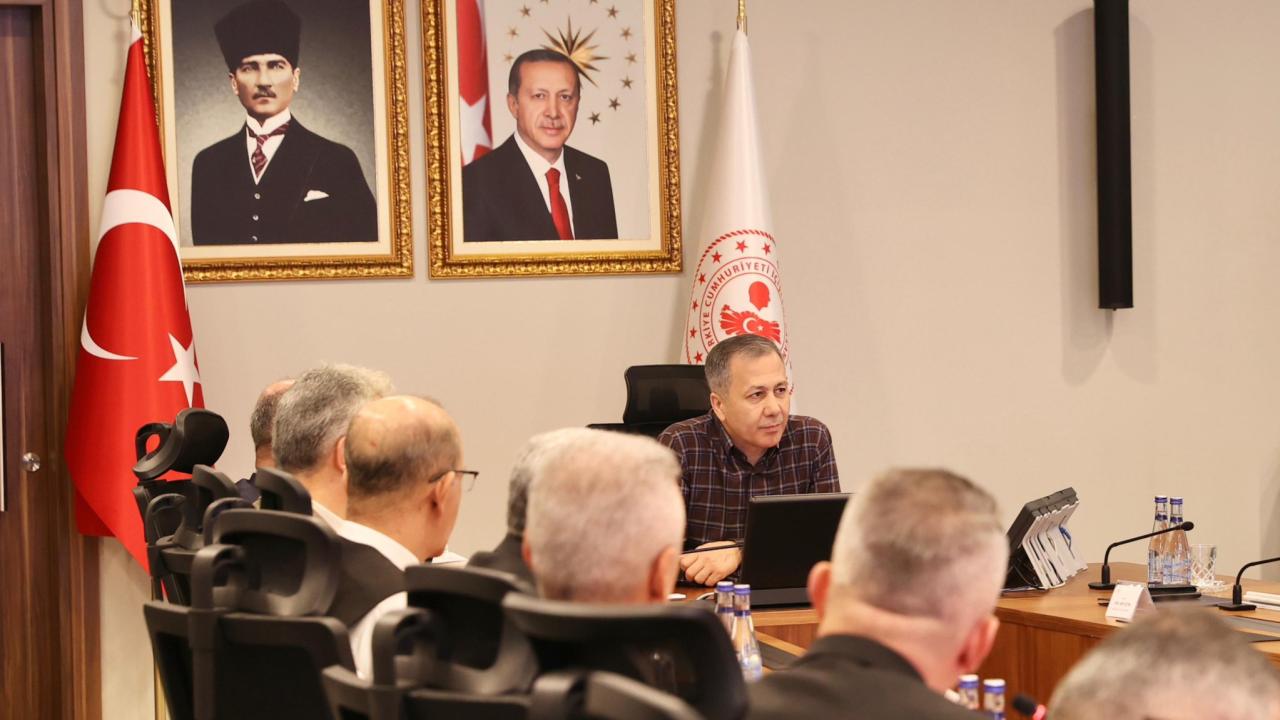 İçişleri Bakanlığı’nda Güvenlik ve İstihbarat Toplantısı