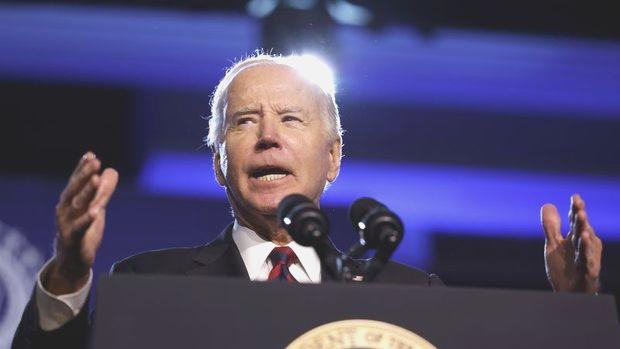 Biden idaresi, LNG ihracatına yönelik onayları durdurdu