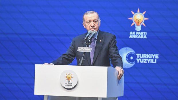 Erdoğan: Fitne tüccarlarını katiyetle umursamıyoruz