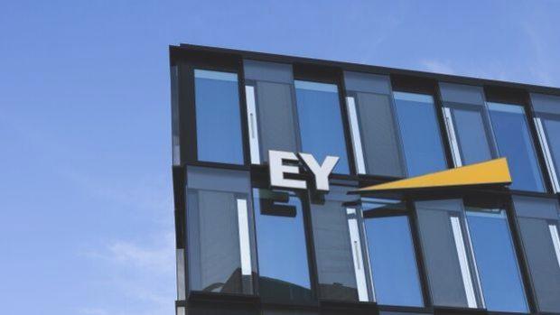 EY: Global halka arz piyasası 2024’te canlanacak