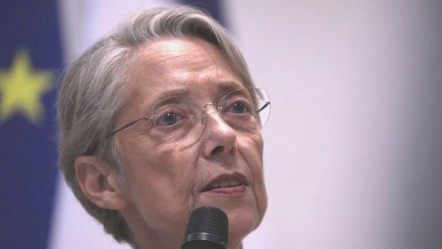 Fransa Başbakanı Borne istifa etti