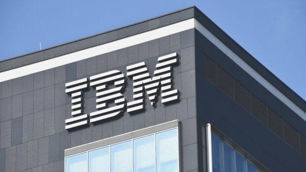 IBM’nin geliri 2023’ün son çeyreğinde arttı