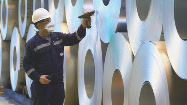 İki çelik devinden argümanlı yeşil gaye