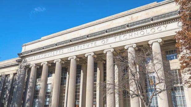 MIT: Yapay zeka, şimdi korkulan kayba neden olmayacak