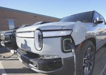 Rivian 2023 yılında 57 bin 232 adet elektrikli araç üretti