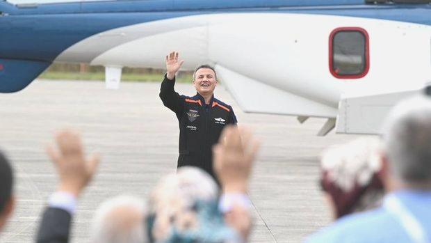 Türk astronotun uzay seyahati başladı