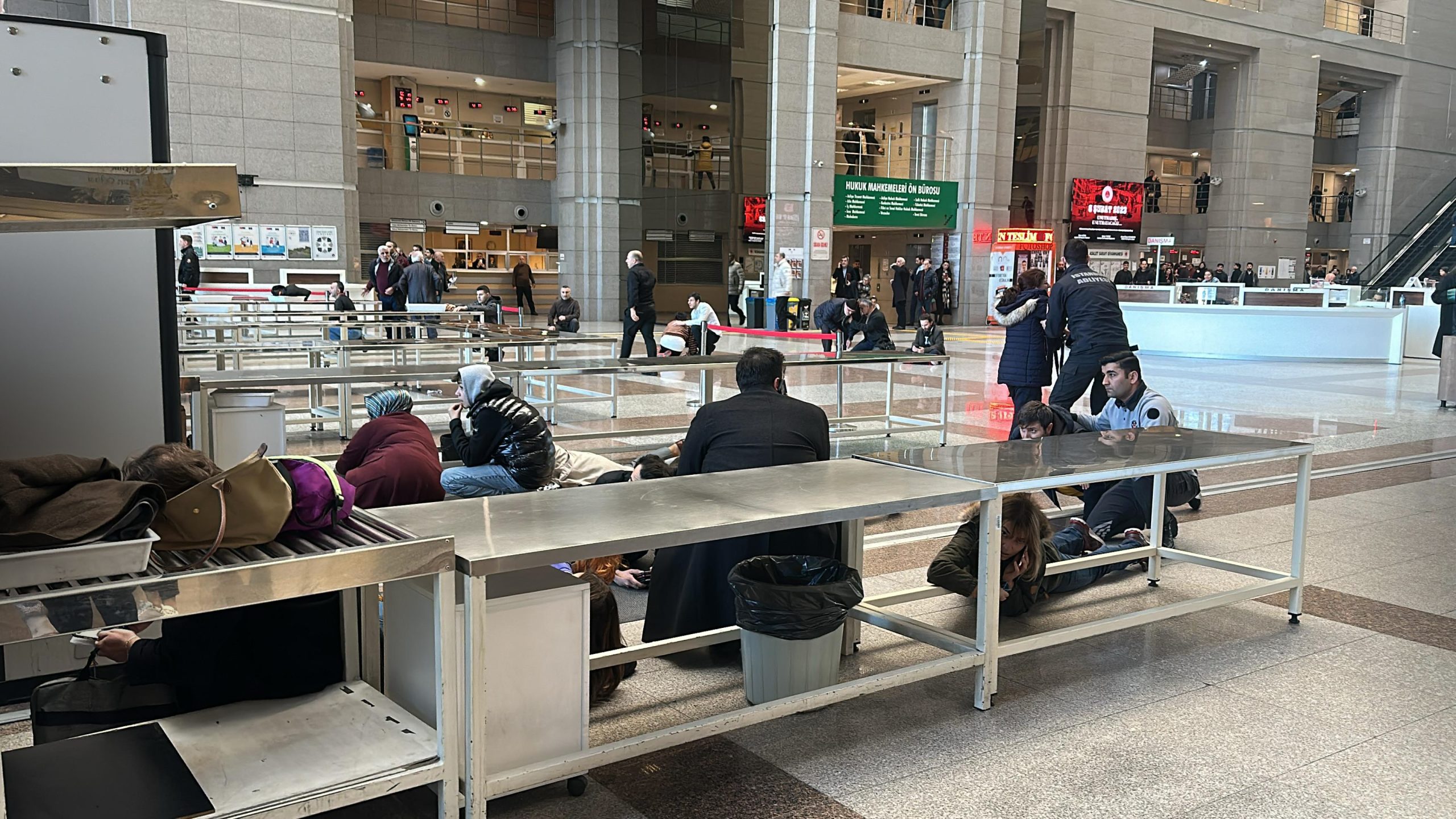 Çağlayan Adliyesi’nde silahlı saldırı