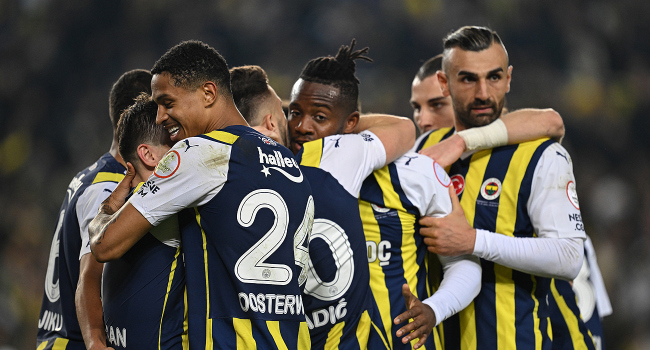 Fenerbahçe evinde Kasımpaşa karşısında son dakikada kazandı