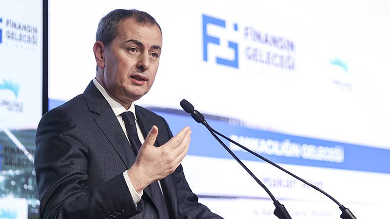 Hakan Aran’dan TCMB’ye kredi kartı uyarısı