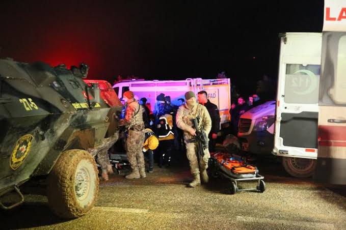 Gaziantep’te polis helikopteri düştü: 2 pilot şehit oldu