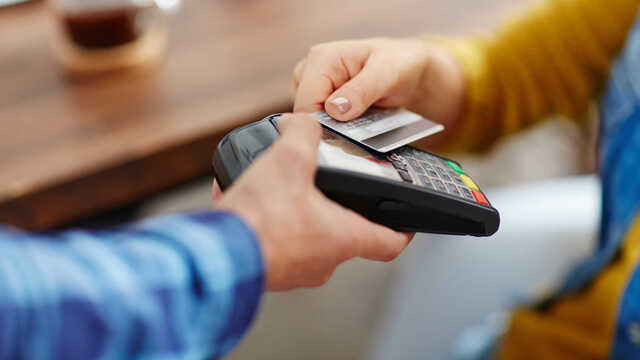 Kredi kartı harcamalarının enflasyonun üzerinde seyrettiği açıklandı