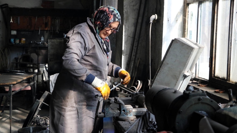 Sanayide çalışan kadın sayısı 8 kat arttı