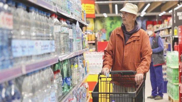 ABD’de perakende satışlar beklentilerin üzerinde geriledi