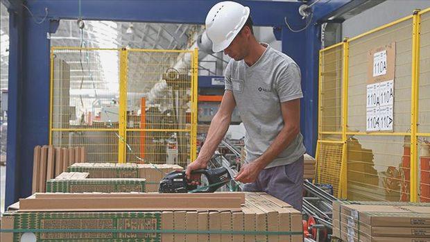 Gerçek kesim itimadı dört ayın tepesinde