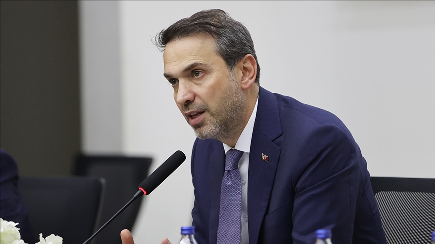 Bakan Bayraktar açıkladı: Elektrik ve doğalgaza zam yok!