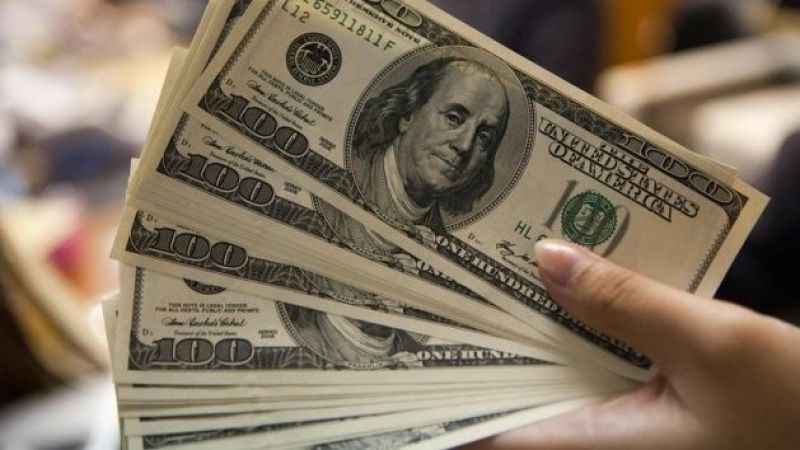Faiz kararı sonrası dolar kuru geriledi