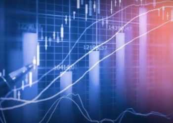 Bugün Selçuk Ecza Deposu ve Ulusal Faktoring nakit temettü verecek