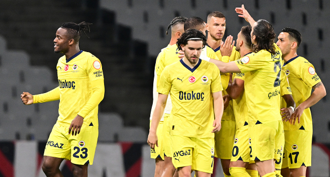 Fenerbahçe, Fatih Karagümrük deplasmanında üç puanın sahibi oldu