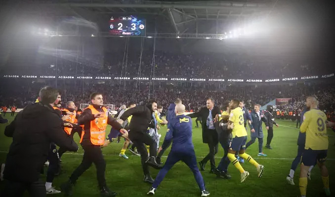 Olaylı Trabzonspor – Fenerbahçe maçının PFDK sevkleri açıklandı!