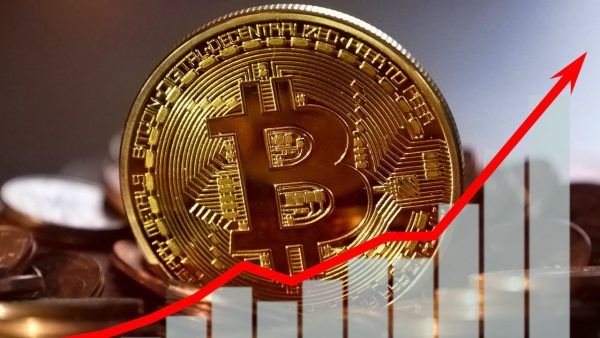 Amerika’da şirketlerin Bitcoin ETF girişleri 12. gününde