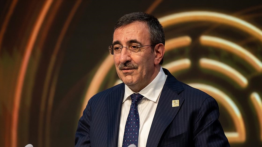 Cevdet Yılmaz’dan ekonomik  büyüme mesajı