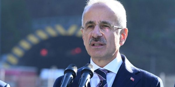 Bakan Uraloğlu, bayram tatilinin otoyol kullanımını açıkladı