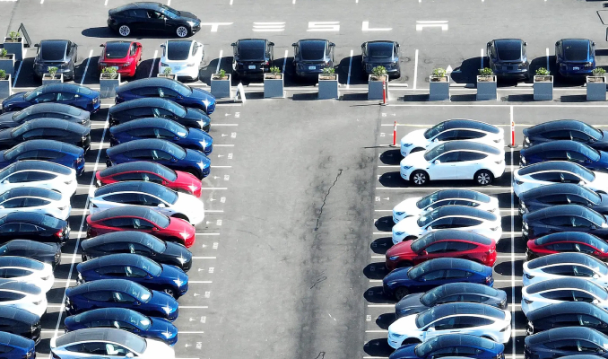 Hibrit araçlara talep ikinci el elektrikli araçların fiyatını kırıyor