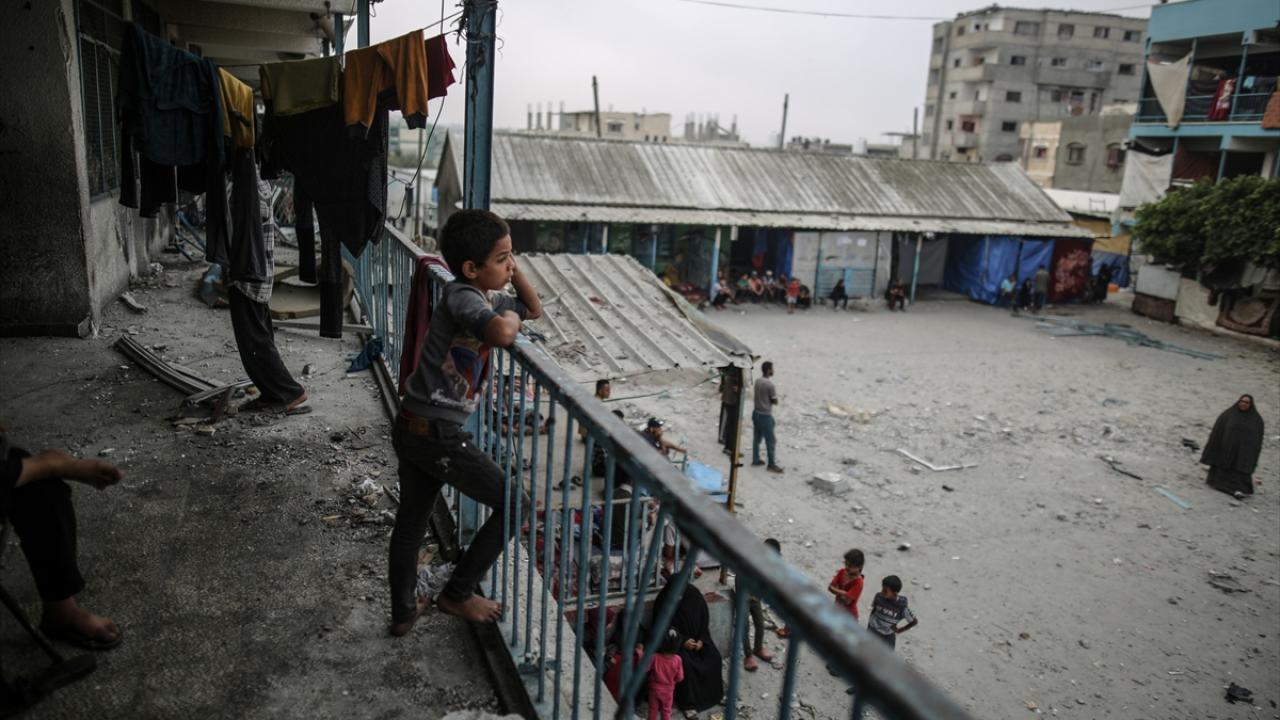 İsrail’in BM okulu saldırısında ölü sayısı 39’a yükseldi