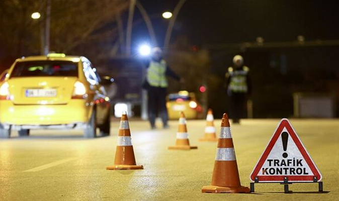 Kurban Bayramı tatilinin ilk 4 gününde trafik kazalarında 26 kişi yaşamını yitirdi