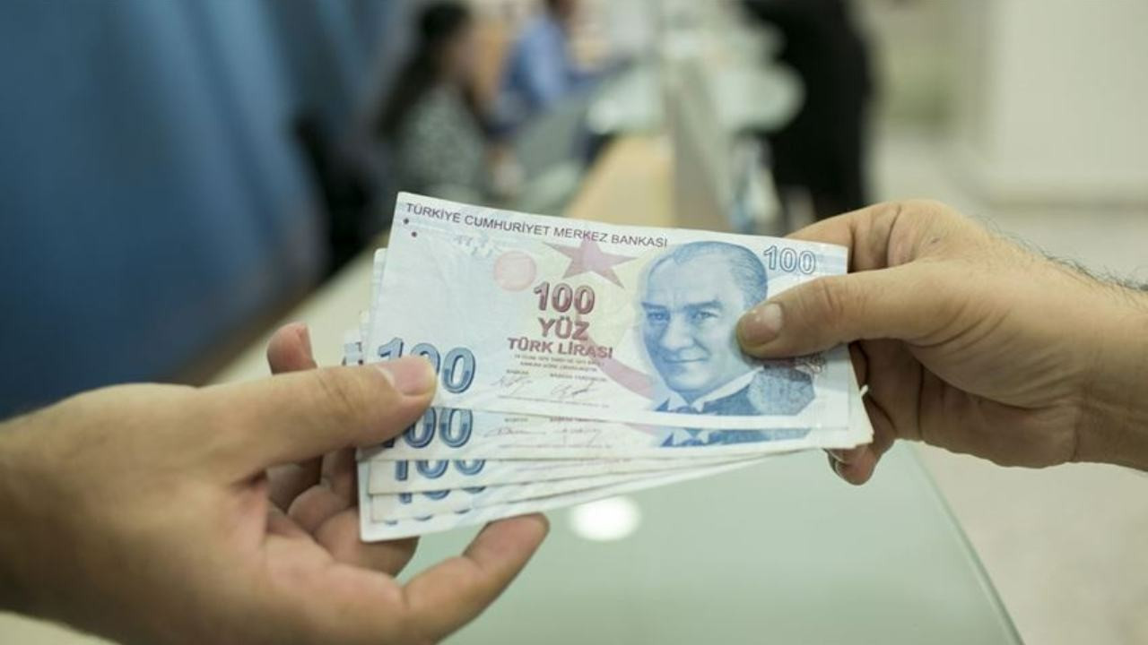 Milyonlarca emekli ve kamu işçisi için ikramiye takvimi belli oldu