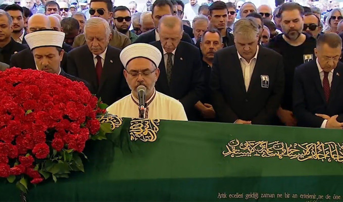 Özer Çiller son yolculuğuna uğurlandı