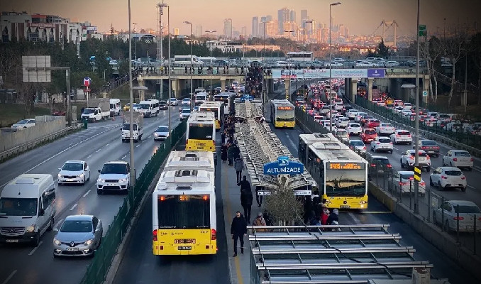 İstanbul’da toplu taşıma ücretlerine zam!