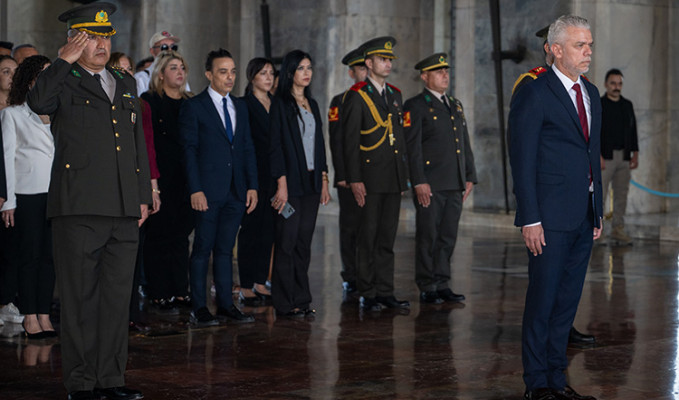 KKTC’nin Ankara Büyükelçisi, Anıtkabir’i ziyaret etti